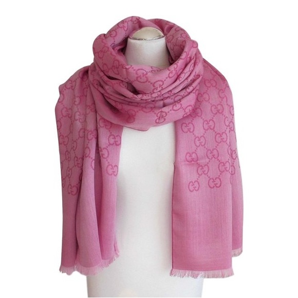 Gucci scarf - Picture 1 of 7